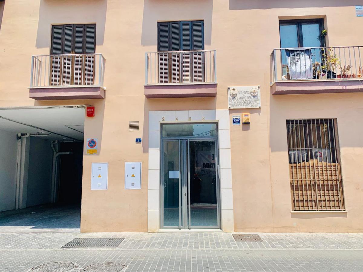 Homely Malaga Parras Con Terraza Interior Y Parking Privado Bajo Suplemento Exterior photo