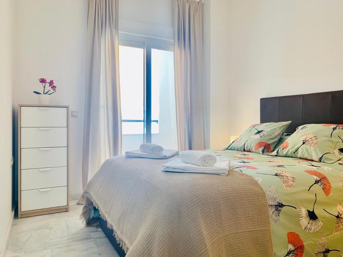 Homely Malaga Parras Con Terraza Interior Y Parking Privado Bajo Suplemento Exterior photo